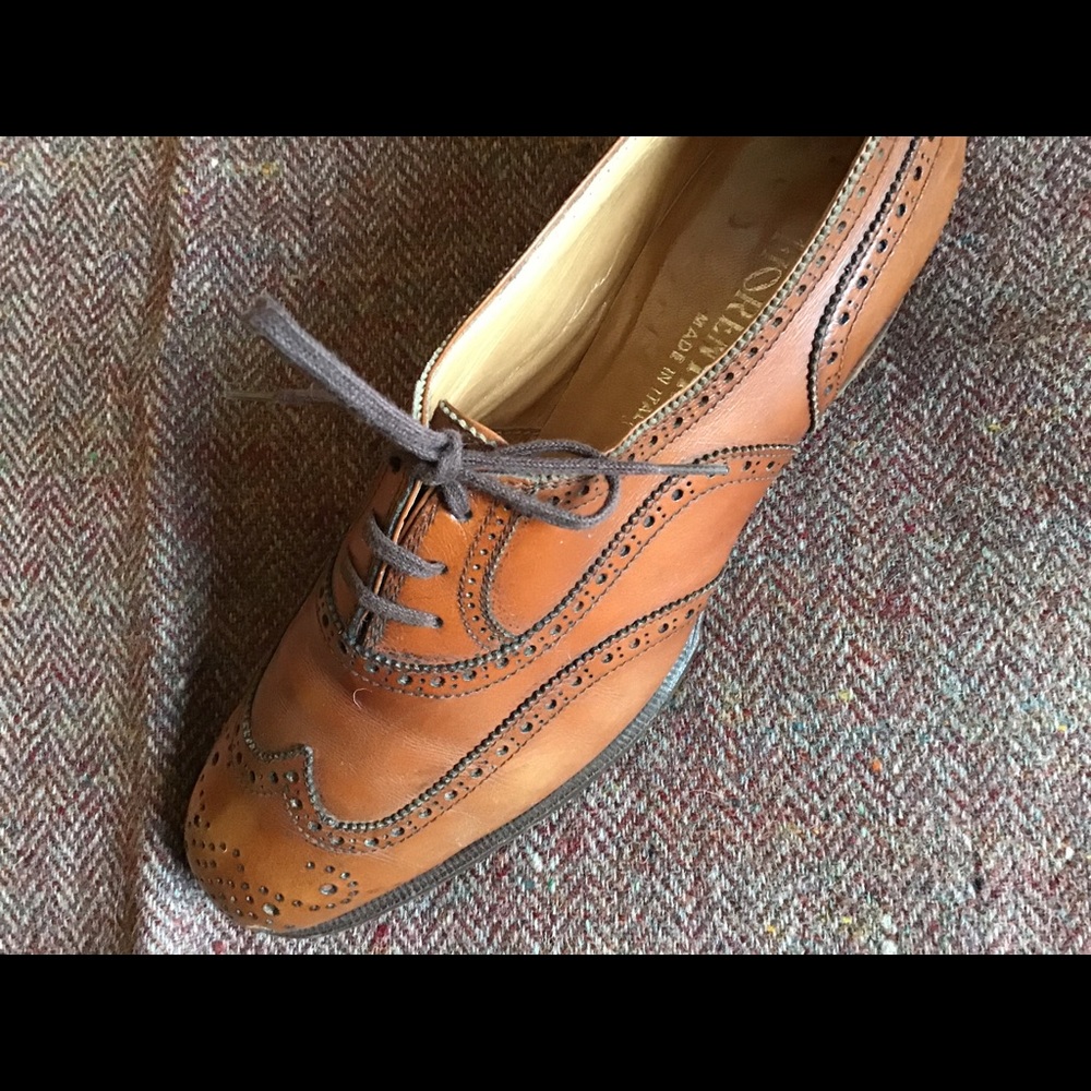 Silvia Fiorentina Vintage Wing Tip Oxford Shoes